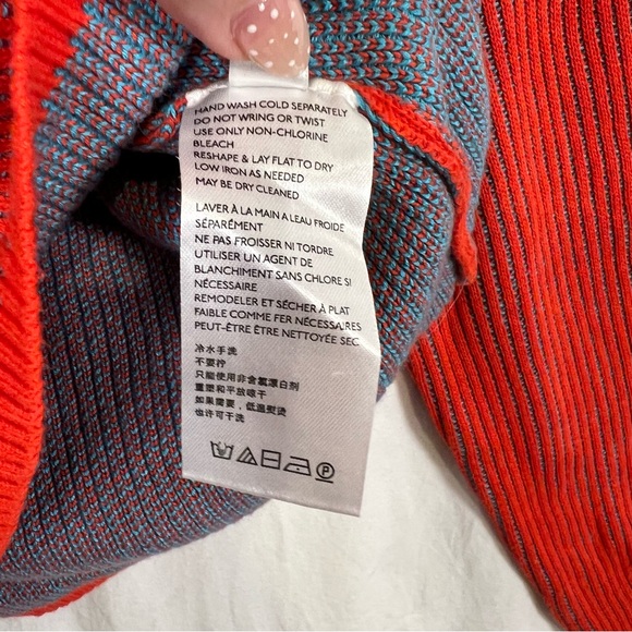 BDG Urban Putfitters Red Graphic Women's Turtleneck Sweater Sky High Shauna sz M - Picture 4 of 8